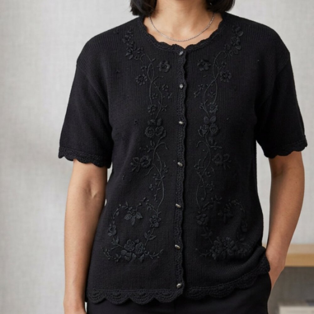 Vintage Handknit Short Sleeve Cardigan Size L Black Embroidered Scalloped‎ Trim